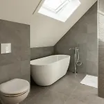 Heide Met Hottub & Sauna | 26 Personen Holiday home Wekerom