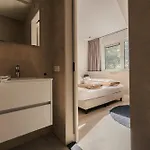 Heide Met Hottub & Sauna | 26 Personen Wekerom