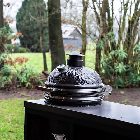 Heide Met Hottub & Sauna | 26 Personen * Wekerom