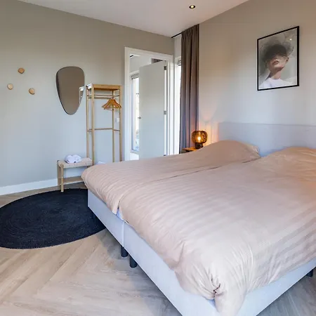 Heide Met Hottub & Sauna | 26 Personen *