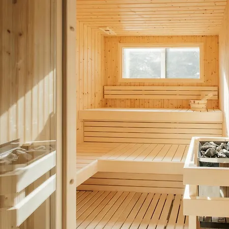 Heide Met Hottub & Sauna | 26 Personen * Wekerom