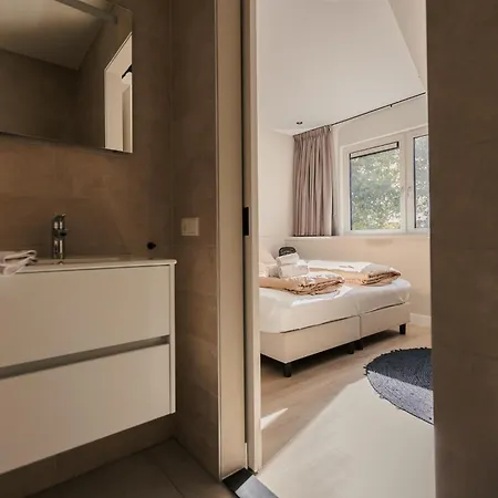 Heide Met Hottub & Sauna | 26 Personen Wekerom