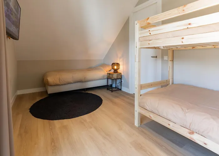 Heide | 26 Personen בית נופש Wekerom